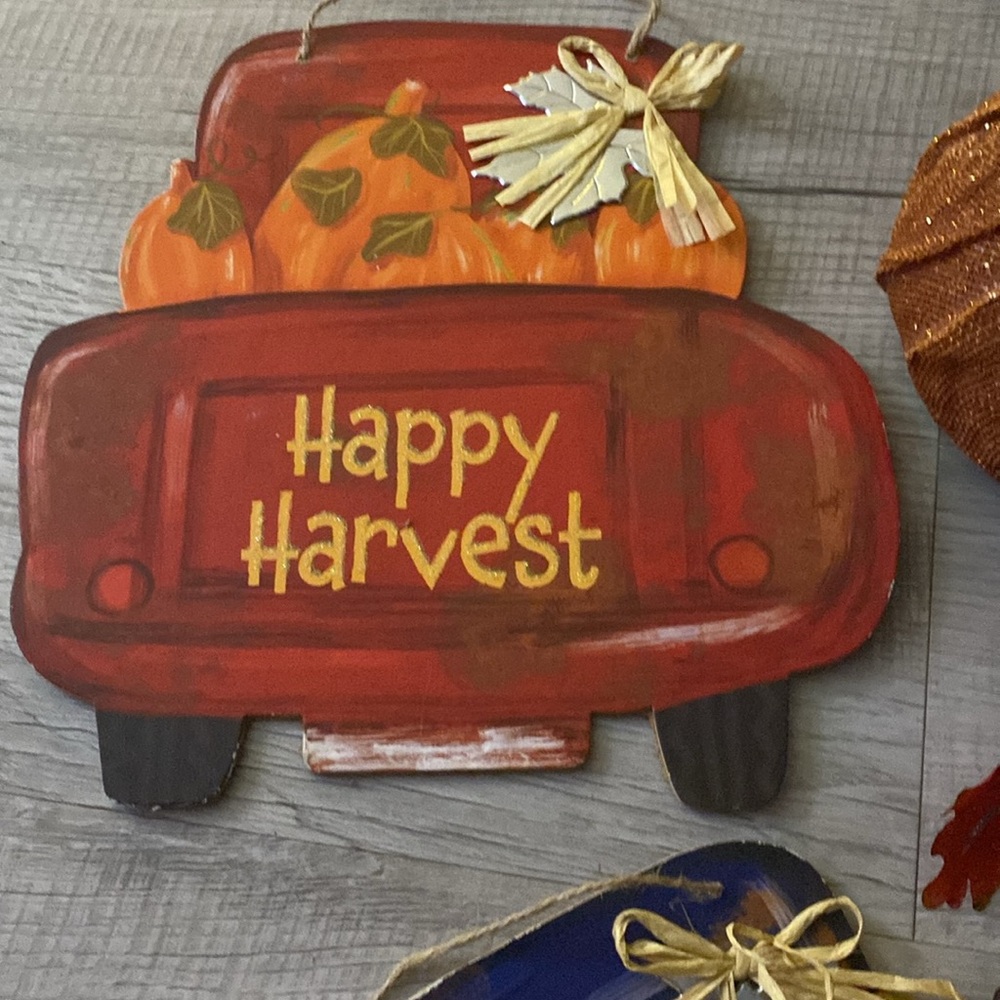 Fall decorations - Picture 5 of 5